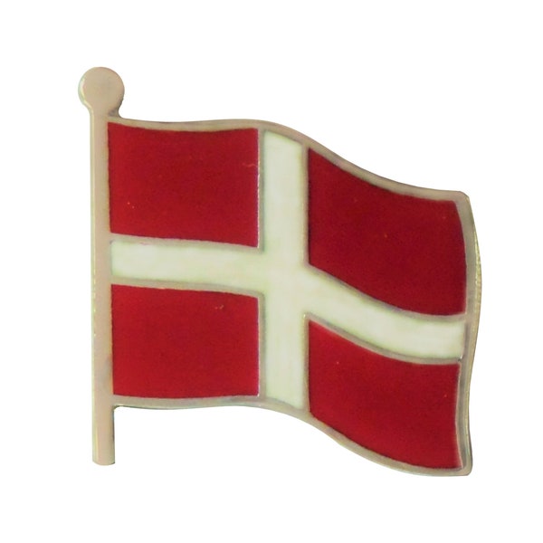 Sovereign Military Order of Malta Wavy Flag Pin Badge