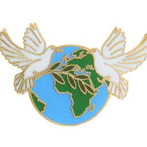 Doves of Peace Pin Badge