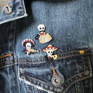 Mexican Skeleton Mariachi Enamel Pin