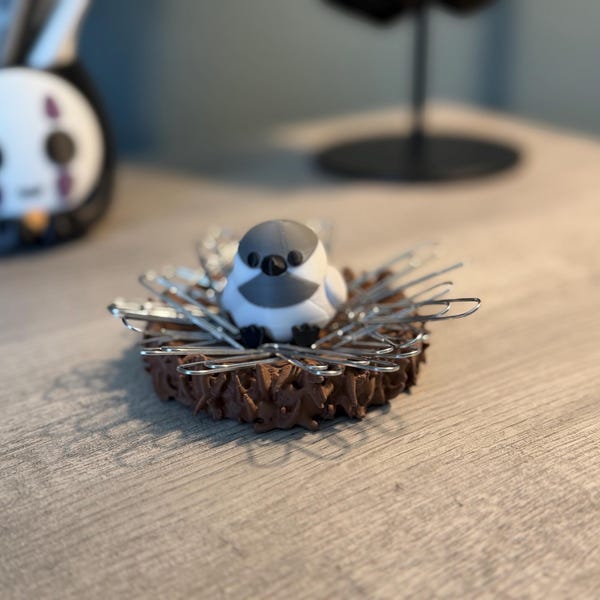 Kawaii Chickadee Magnetic Paperclip Holder