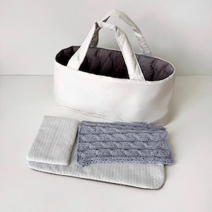 Lit de poupée de 33 cm (13 po.), panier de transport pour poupée, lit pour bébé, porte-poupée.