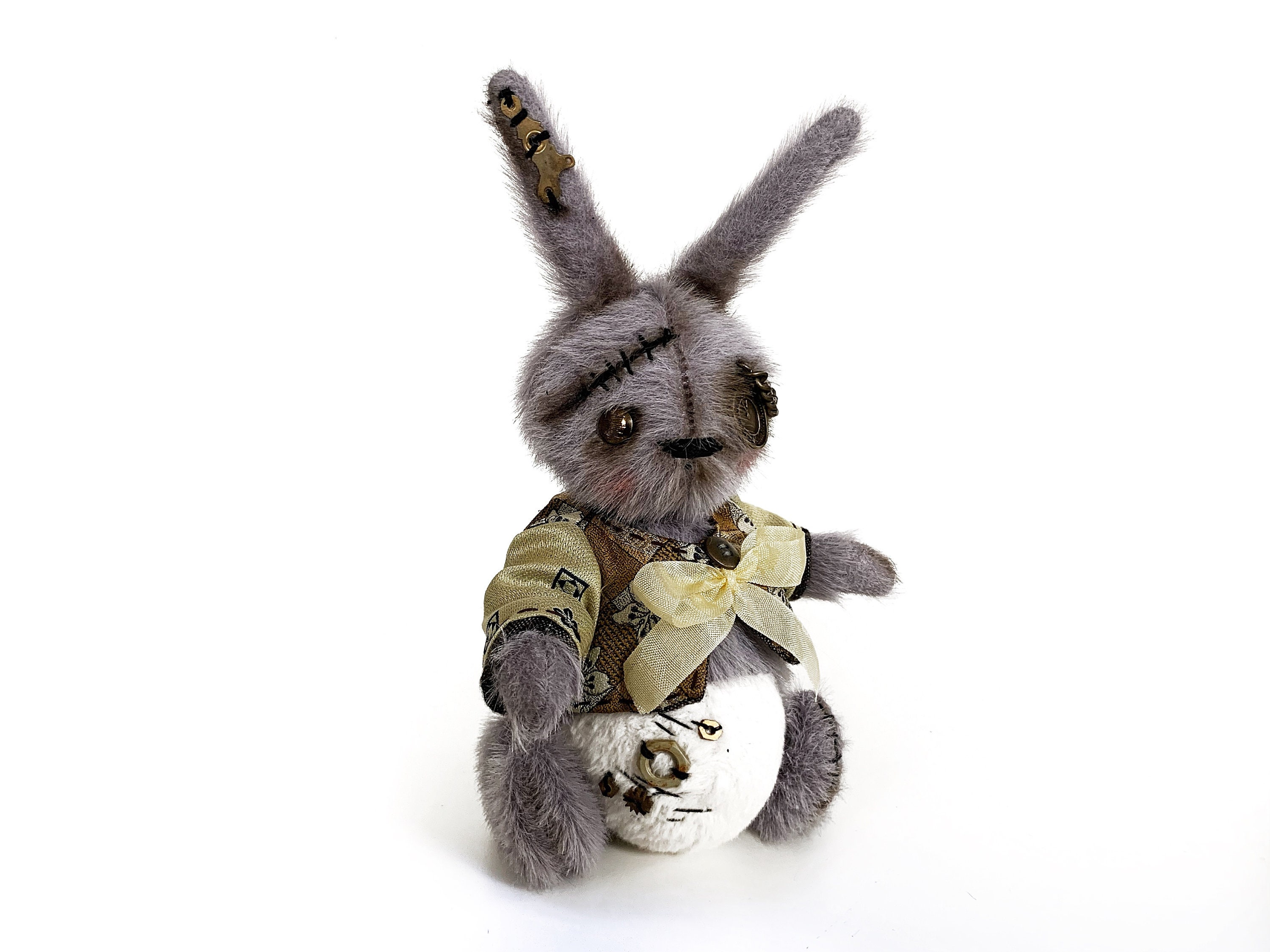 ホラー　ぬいぐるみ　ハロウィン Amazon.co.jp: ハロウィンベアぬいぐるみ、ブラッディベア