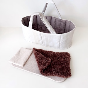 Lit de bébé pour poupée Minikane de 13 à 15 pouces, panier en textile, porte-poupée, panier de transport pour poupée, lit de poupée.