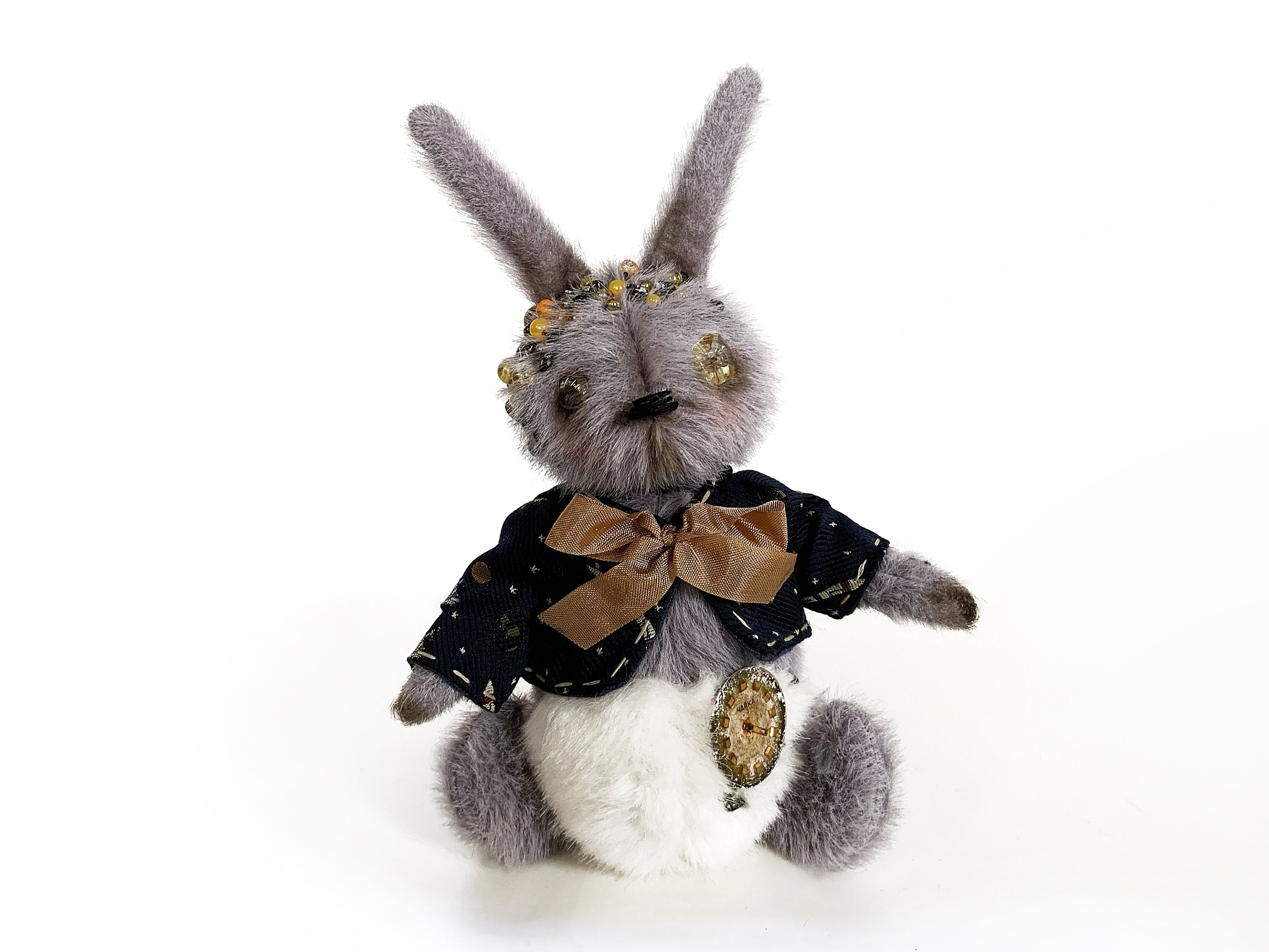 White Rabbit Plush – 奥 Mysterious  Creepy stuffed animals, Rabbit plush, Cute  stuffed animals