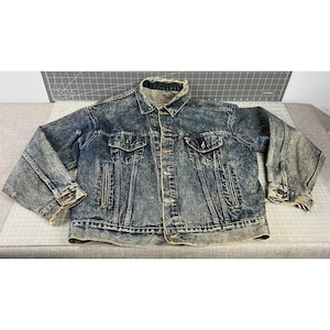 Vintage Levi Denim Jacket 1980’s Men’s Large Stone Wash Distressed WORN trucker