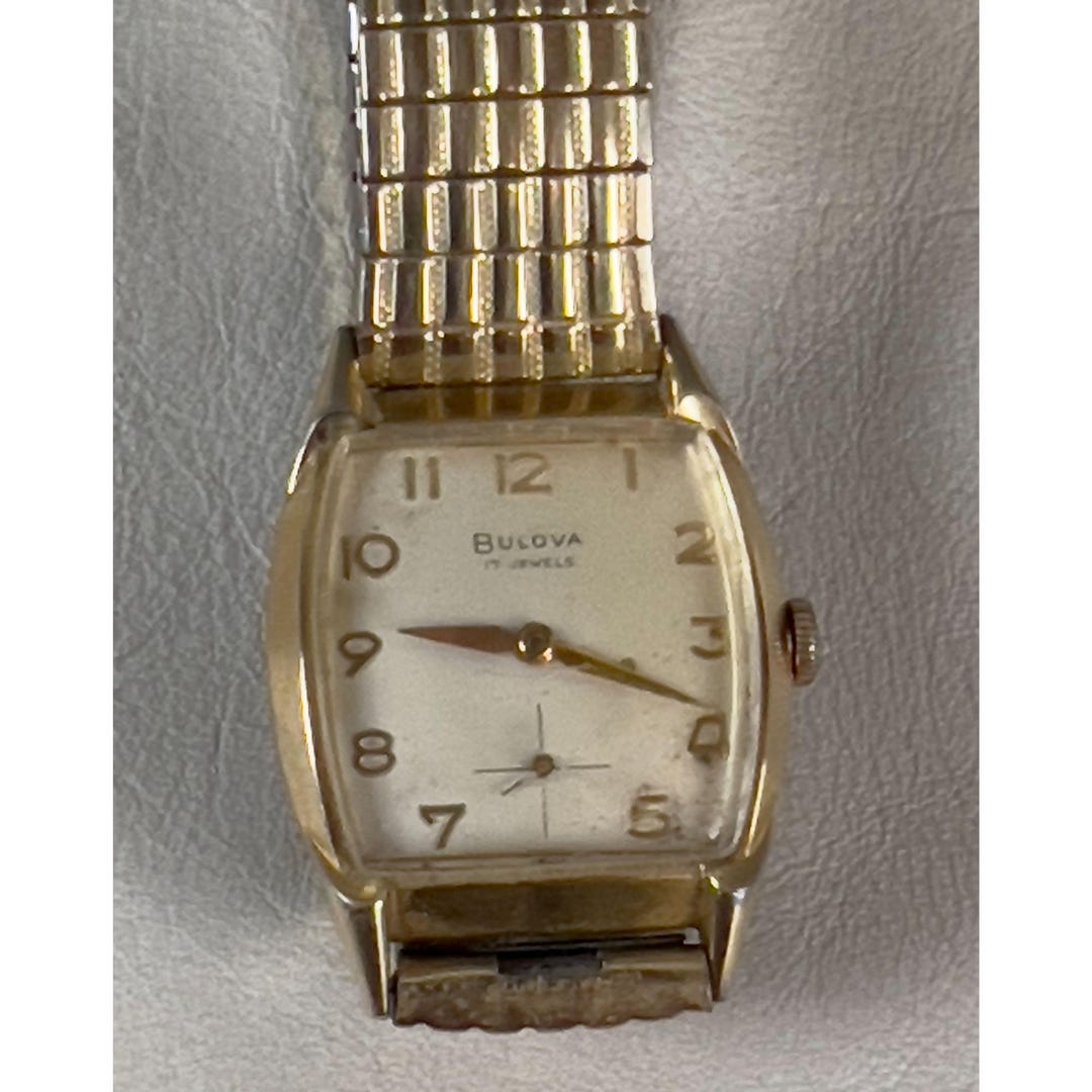 Vintage BULOVA L9 Men display picture 1