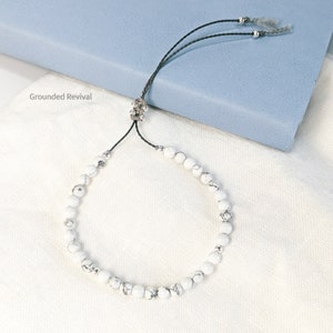 Bracelet Mini Tasbih Howlite + Carte Dua | Bracelet prière islamique pour femme, 33 perles de Tasbih, cadeau musulman pour elle