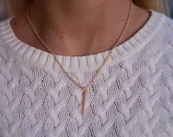 Simple Bar Necklace