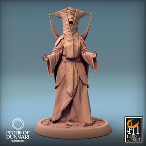 Dunnari Dune Priests - Miniature  - Fantasy - D&D - Pathfinder - Roleplaying