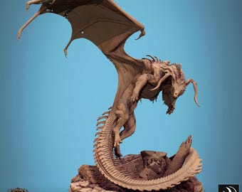 Adult Black Dragon - Miniature  - Fantasy - D&D - Pathfinder - Roleplaying