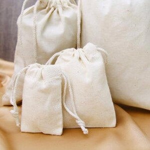  Bolsas pequeñas de muselina de algodón de 5 x 7 pulgadas con  etiquetas de regalo de papel kraft, bolsas pequeñas con cordón, pequeñas  bolsas de tela, pequeñas bolsas de lona, bolsas
