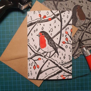 Carte de Noël rouge-gorge, impression lino festive et atmosphérique - carte A6
