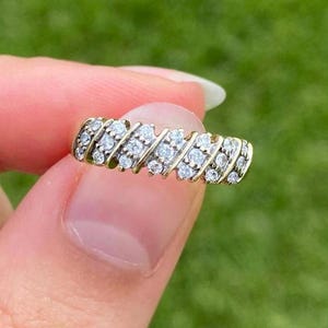 Vintage 10k Gold Diamond Band