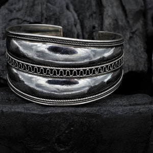 Armreif aus 925 Sterling Silber, Keltisches Design, Männer, Frauen, Unisex, Geschenkidee, Cuff, Silberschmuck, Armband, Indien, Handgemacht