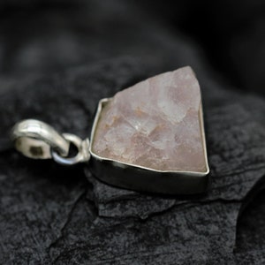 Rose quartz necklace pendant sterling silver, healing stone, birthstone, gemstone, energy stone, chakra necklace, silver jewelry, gift idea
