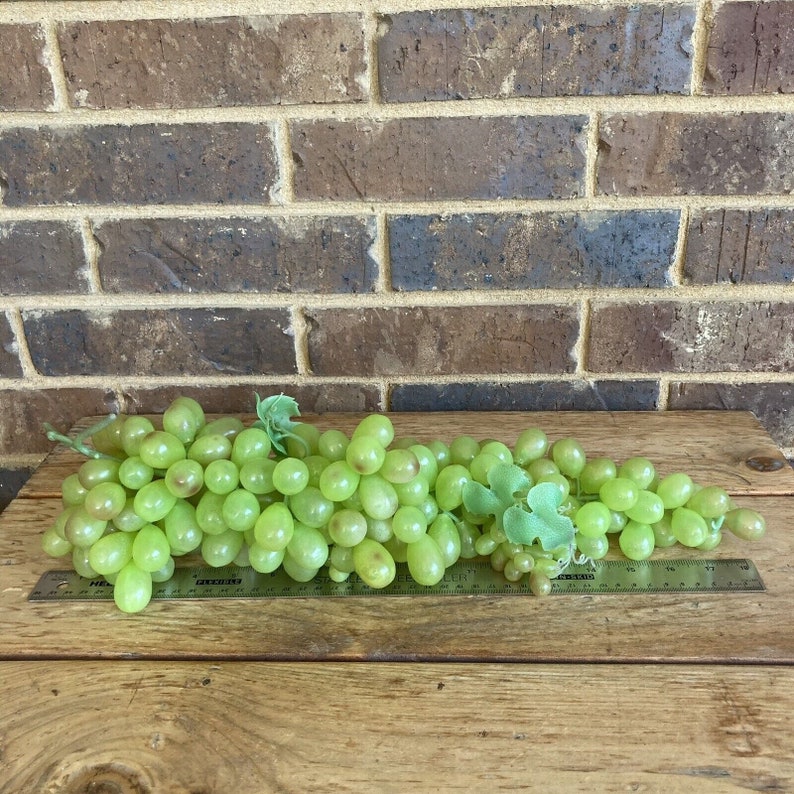 Künstliche Weintraube, grüne Trauben, 45,7 cm langer Strang, künstliche Früchte Bild 1