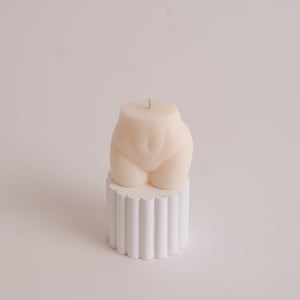 Peachy Bum Woman Shaped Soy Wax Pillar Candle | Scented Vegan Candle | New Home Candle | Aesthetic Candles for Decoration