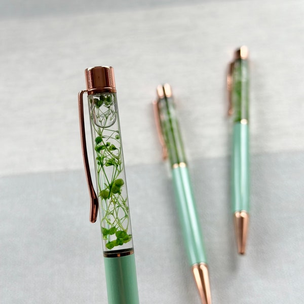 Grüne Blumenstifte, getrocknete Blumen, Briefpapier, Bürobedarf, goldener Harzstift, Blumenstifte, hübsche Stifte, personalisierte Geschenke, stilvoller Stift