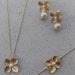see more listings in the Ensemble de bijoux section