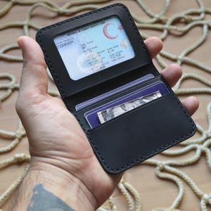 Show Easy ID / Handmade ID Card Wallet / Minimalist and Slim Design / International Standard / Genuine Leather / Hand Stitch and Hot Stamp