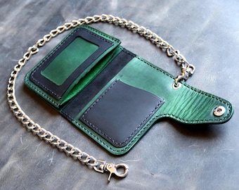 Portfel typu trucker z łańcuszkiem – styl motocyklowy – skóra naturalna – personalizacja – okucia ze stali nierdzewnej –