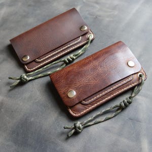 Carteira EDC com cordão de paracord / Design de carteira vintage / Cordão de paracord camuflado / Patina Love / Carteira EDC fina / Estilo minimalista