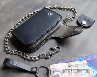 Portfel typu trucker z łańcuszkiem – styl motocyklowy – skóra naturalna – personalizacja – okucia ze stali nierdzewnej –