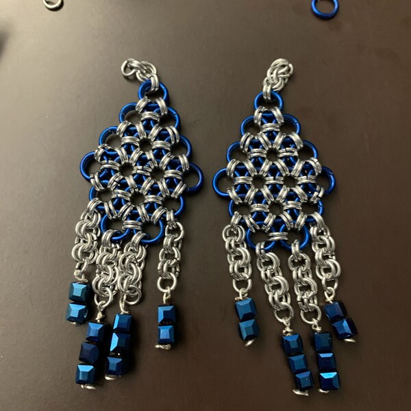 Boucles d’oreilles lustre bleu