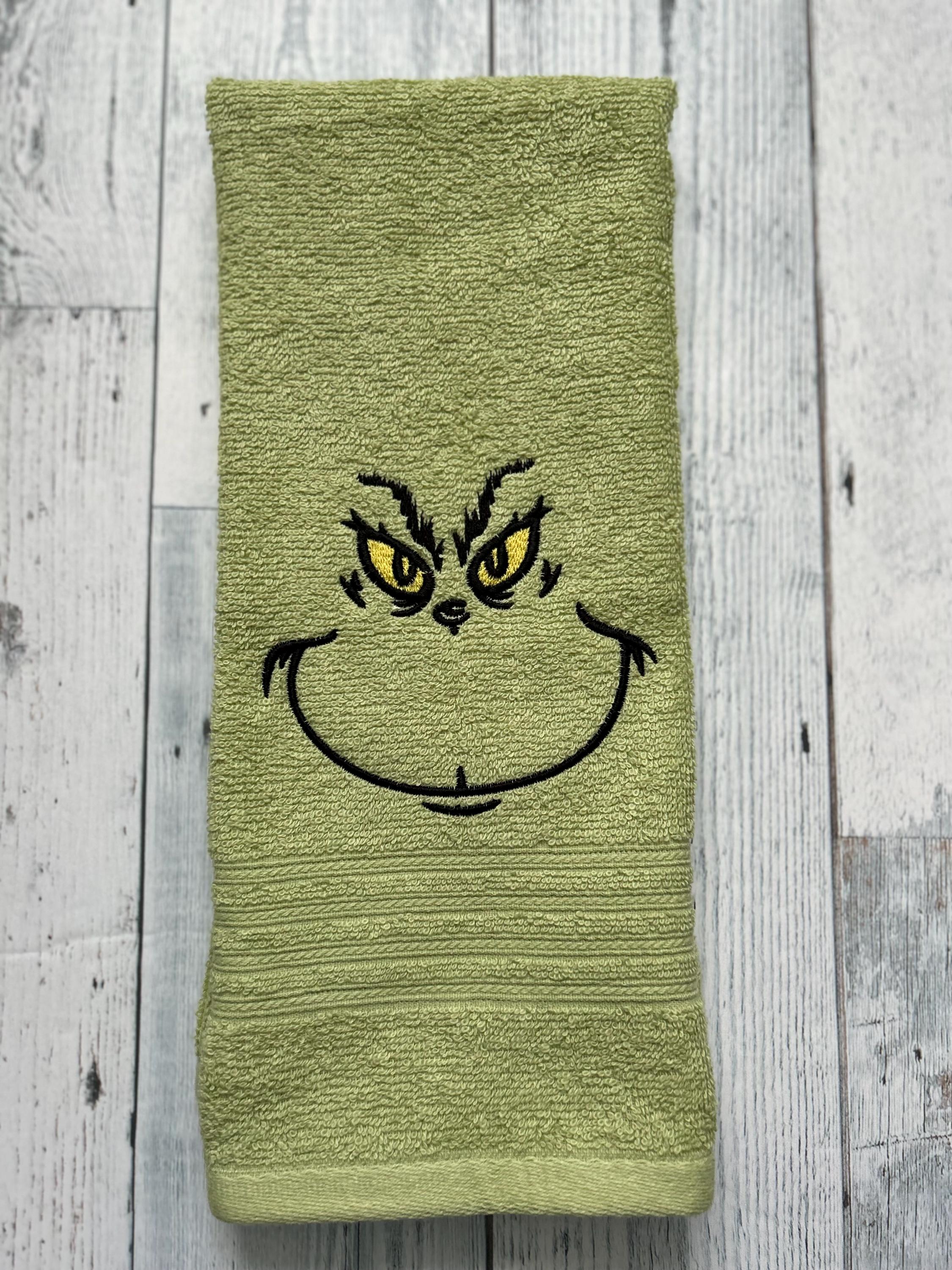 Grinch Bath Towels - Etsy