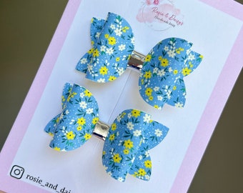 floral pigtail set, blue flower bows