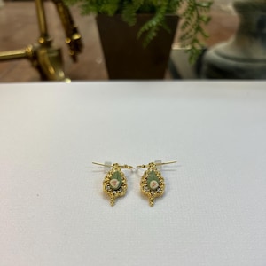 Handmade Fantasia Ivory White Porcelain Rose Drop Earrings