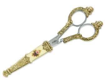 1928 Jewelry Manor House Pink And Purple Flower Decal Scissors
