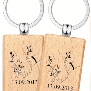 Porte-Clé en Bois Personnalisé - Duo de Mains de Couple Gravées avec Date de Rencontre - Cadeau Amoureux Unique Saint-Valentin