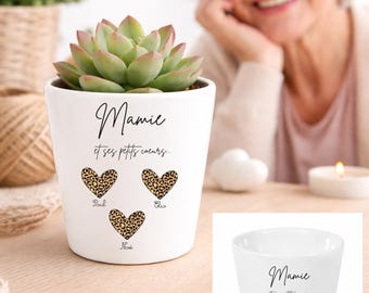 Cache-pot Mamie personnalisé – Mamie et ses petits cœurs – Cadeau Fête des Mamies – Prénoms petits-enfants – Pot de fleur mamie grand-mère