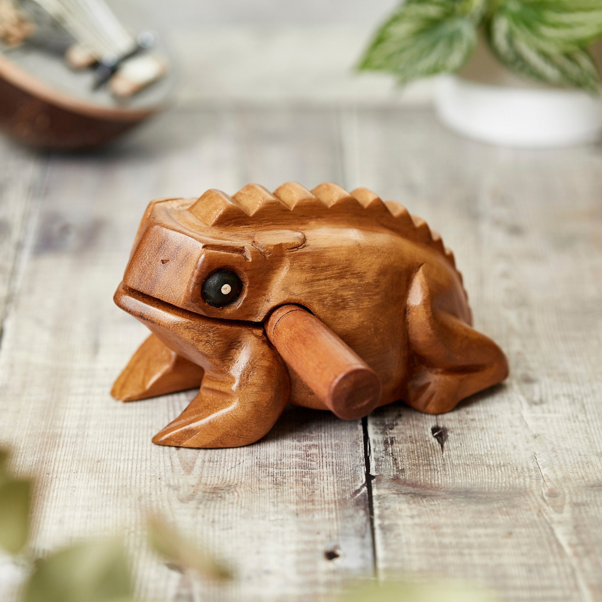 Wooden frogs that make on sale noise