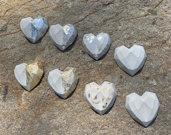 Concrete hearts, concrete hearts, gold leaf hearts, concrete hearts with leaf metal, concrete decoration, gift, heart, souvenir, attention