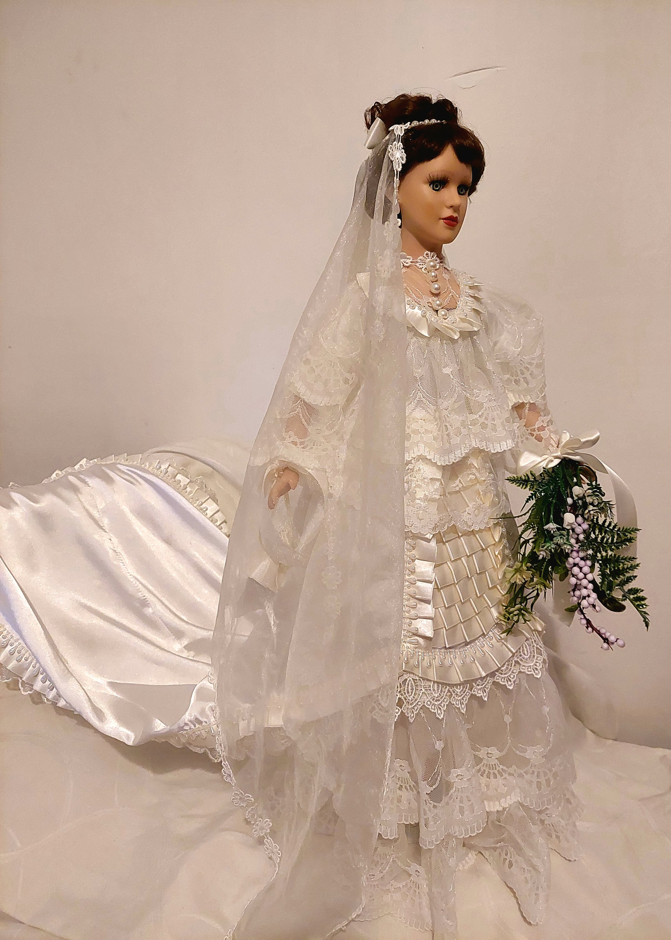 Penepole, Earthlight Dare to Dream wedding  Doll, very tall 70cm, Ooak, fully restored,spa cleaned, vintage collectors doll  at its best!