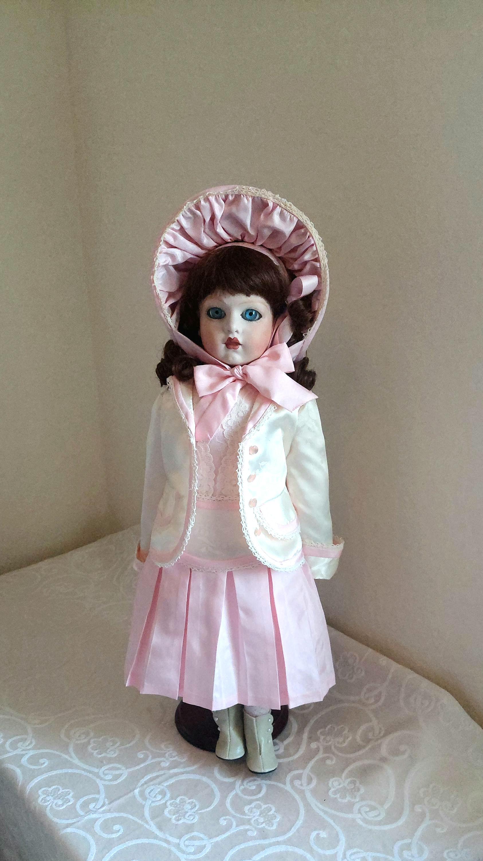 Queen Louise Doll - Etsy
