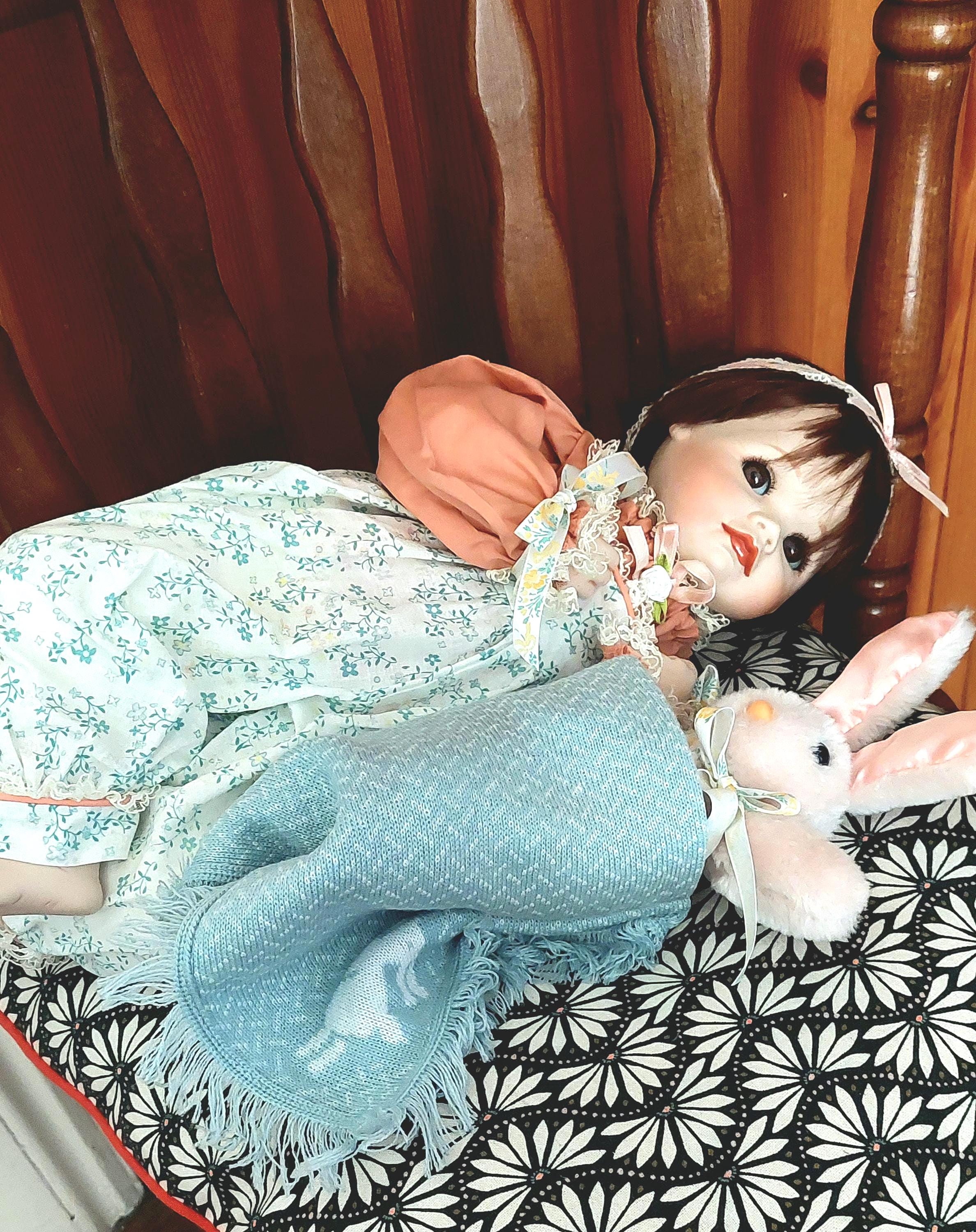 Ancienne Poupée Porcelaine SARA - Collection Hamilton Heritage Dolls - Très Bon État