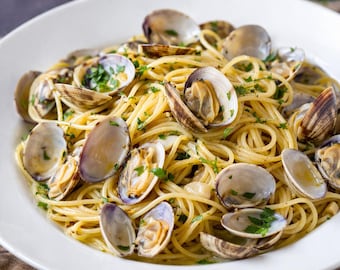 Spaghetti with Clams Recipe Printable Italian Seafood Pasta Guide Easy Authentic Garlic White Wine Parsley Classic Dinner Recipe Card