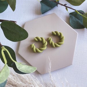 MINI FLUMP Handmade Twisted Hoop Polymer Clay Earrings Boho Huggie Earrings Handmade Earrings Gifts for Women Minimalist image 5