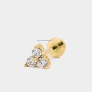 Grappe triangulaire en or massif 14 carats, trois CZ, filetage interne pour le cartilage de l'oreille, lobe de l'oreille, tragus, conque, boucle d'oreille à dos plat, calibre 18