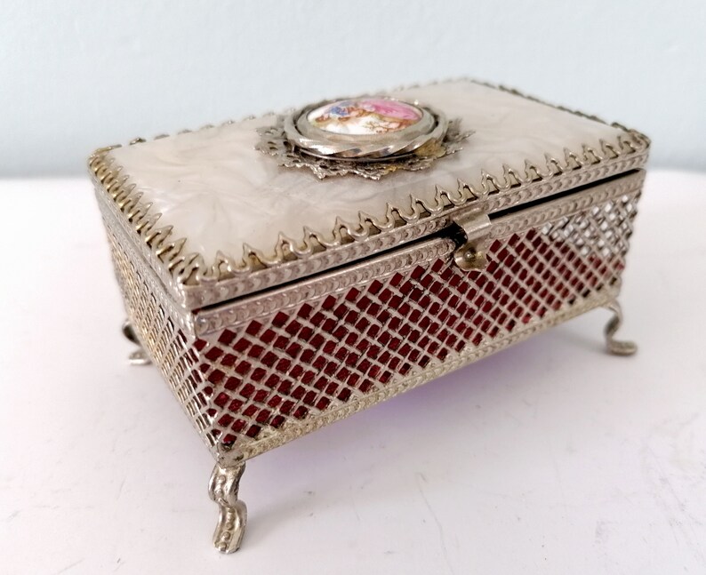 vintage jewelry organizer metal filigree jewelery box vintage Fragonard lovers trinket box