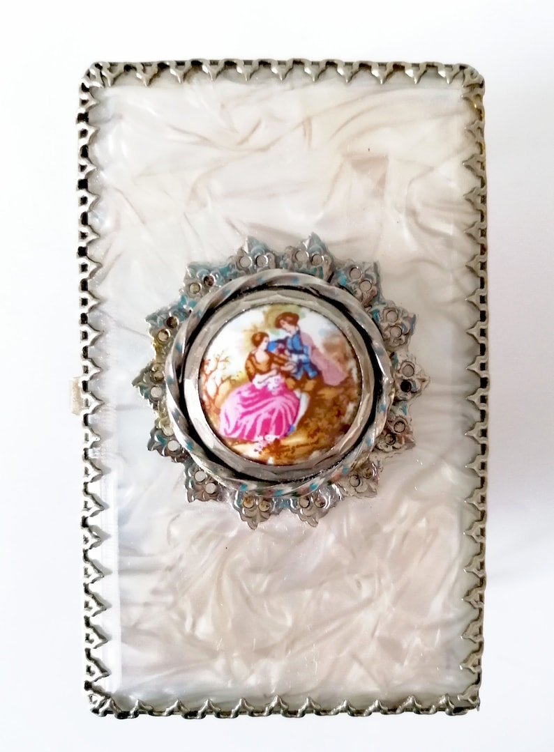 vintage jewelry organizer metal filigree jewelery box vintage Fragonard lovers trinket box