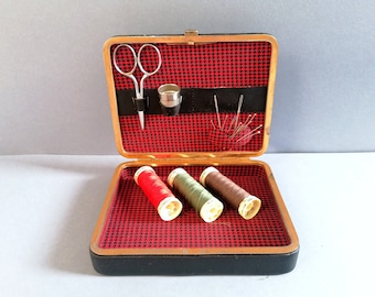 Vintage sewing set, travel seeing accessories, antique sewing box