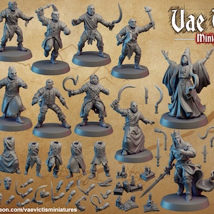 Può includere: Un set di miniature stampate in 3D che raffigurano figure in vesti e mantelli con cappuccio, che tengono varie armi e strumenti. Le miniature sono grigie e non dipinte, e sono disposte su uno sfondo marrone. Il testo "Vae Victis Miniatures" è visibile nell'angolo in alto a destra dell'immagine.