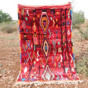5x8 Handwoven Moroccan Wool Rug: Boho Tribal Decor