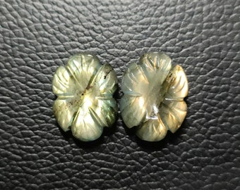 Flower Labradorite Carvings: Hand Carved Gemstone Jewelry (31 ct)