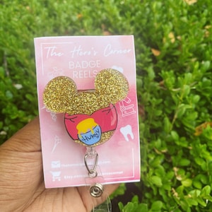 Honey bear badge / Pooh bear / Pooh badge / custom glitter badge reel / cartoon badge reel/ pediatrics/ liquid gold/