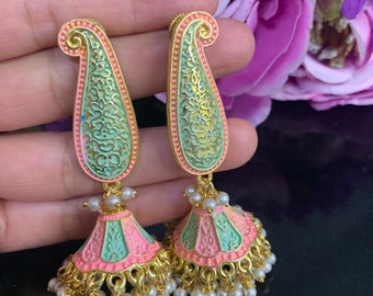 Boucles d'oreilles Jhumka en or lustre Meenakari de créateur indien/pakistanais pour bijoux de mariage Bijoux boho afghans Minakari Jhumka